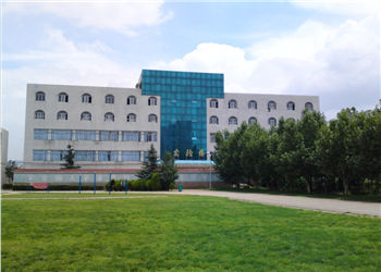 昆明卫生职业学院2019年三年制普通中专招生简介