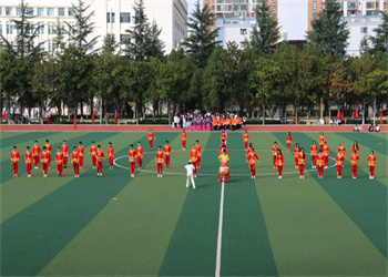 曲靖财经学校2025年中专招生咨询方式
