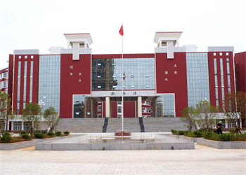 曲靖技师学院2025年中专招生报名时间