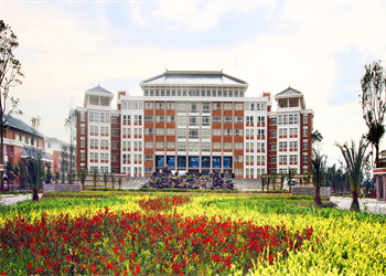 云南工业技师学院2025年中专招生录取分数线