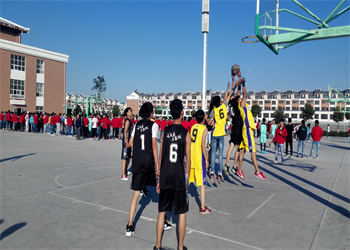 云南工业技师学院2025年中专招生电话