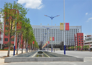 云南中专排名2025年曲靖市麒麟职业技术学校招生计划