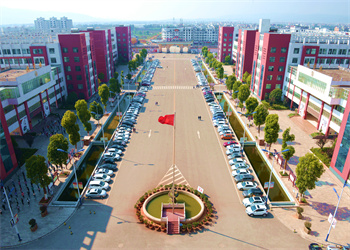 曲靖市麒麟职业技术学校2025年中专报名倒计时