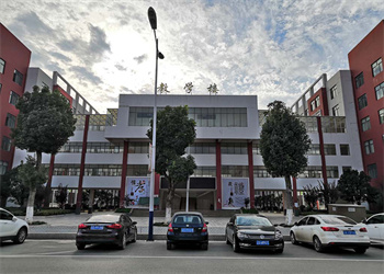 云南中专招生网2025年曲靖幼儿师范学校招生计划 云南中专招生网2025年曲靖幼儿师范学校招生计划