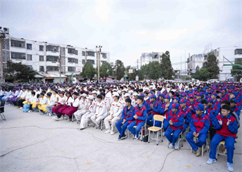 云南新西南技工学校2025年中专报名优惠政策