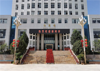 曲靖财经学校2026年中专录取分数线
