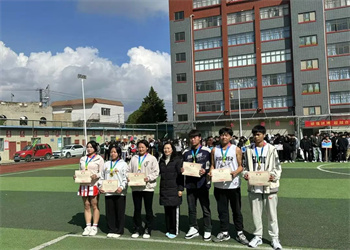 昆明技师学院2026年中专学费多少钱 昆明技师学院2026年中专学费多少钱